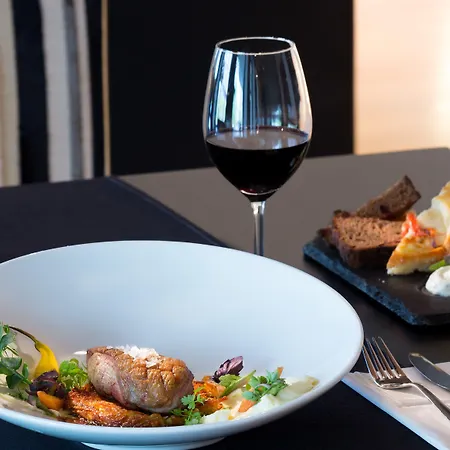 Gmp Clubhotel Szálloda 4*